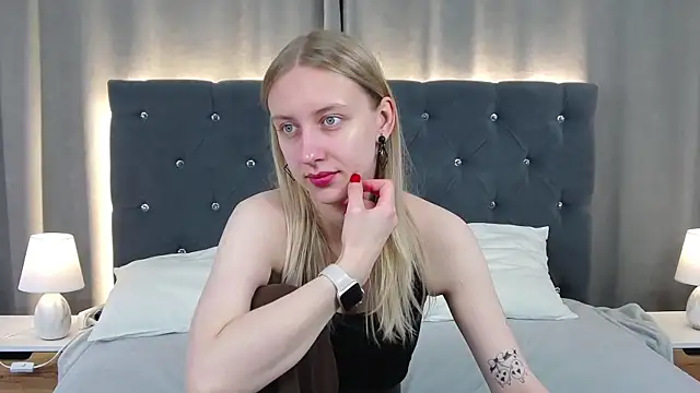LirienVexx online show from June 11, 4:09 am