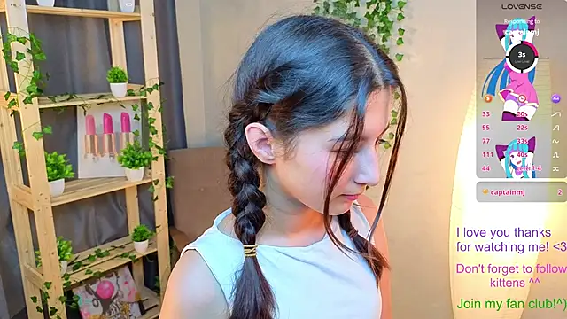 JasminKitany online show from June 16, 8:32 pm