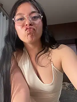 makii 30 online show from July 9, 2:58 am