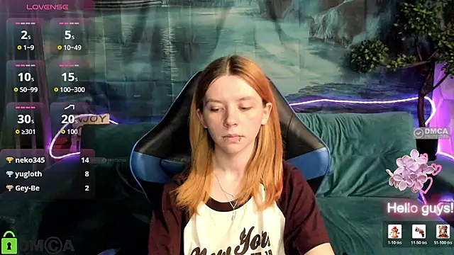 CarolInWonderland online show from July 1, 10:26 am