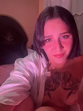 ameliasexlove online show from June 18, 9:14 am
