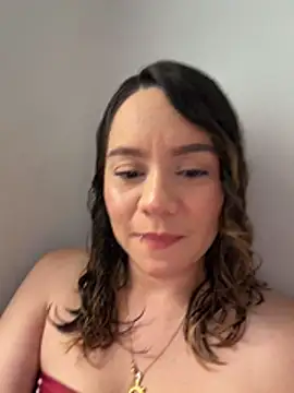 Emma Jonas online show from June 25, 9:05 pm