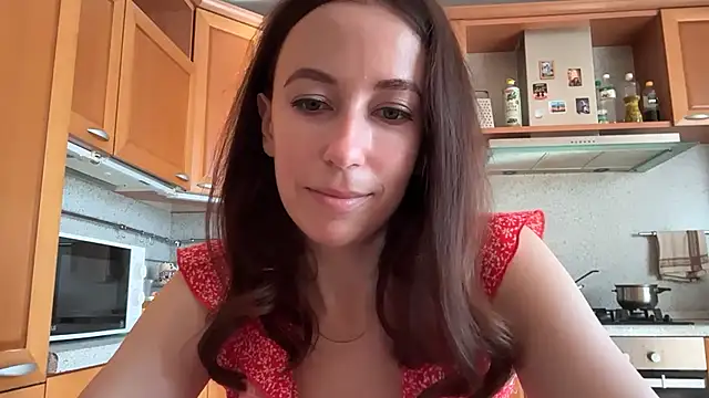 Flamingo Queen online show from June 22, 6:10 am