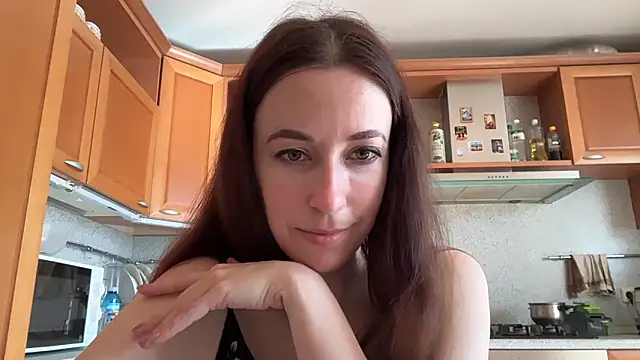 Flamingo Queen online show from June 11, 5:59 am