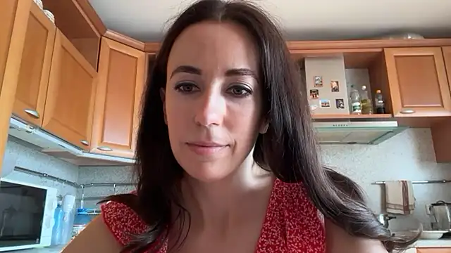 Flamingo Queen online show from July 6, 5:56 am