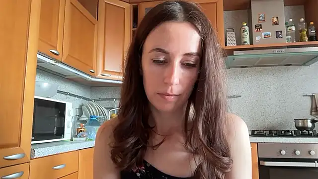 Flamingo Queen online show from June 27, 1:17 pm