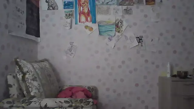ZeldaSayre  online show from July 29, 11:27 pm