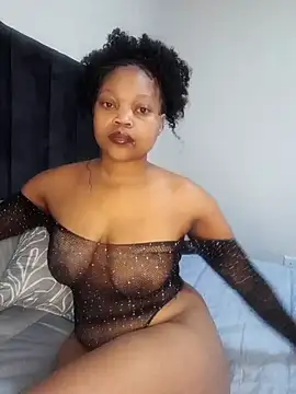 Booty Teee online show from July 17, 6:07 am