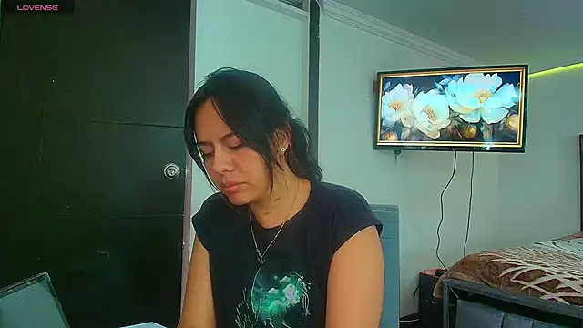 TaniaMendoza online show from June 10, 11:31 am