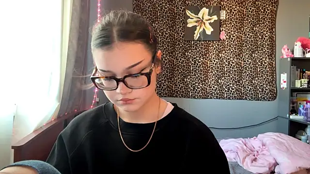 StellaCors online show from August 1, 3:58 pm