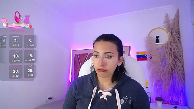 Camiila  1 online show from July 24, 11:52 am