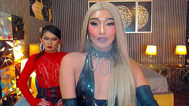 DominatAshleyGrey online show from June 14, 6:30 pm