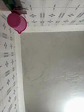 RomcySL online show from July 8, 10:50 am