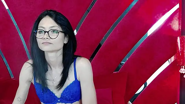 MayaLeey online show from June 15, 4:18 pm