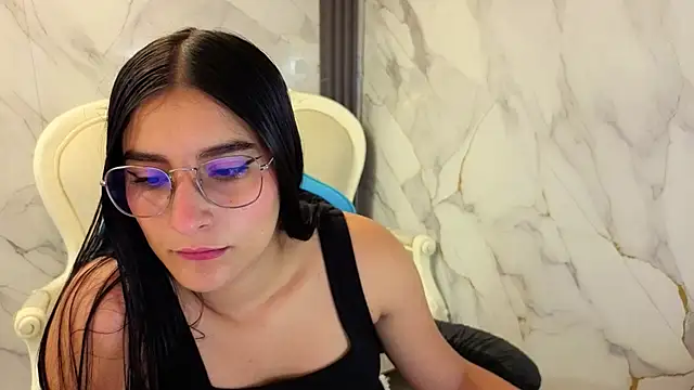 nyx kitty a online show from August 5, 12:33 pm