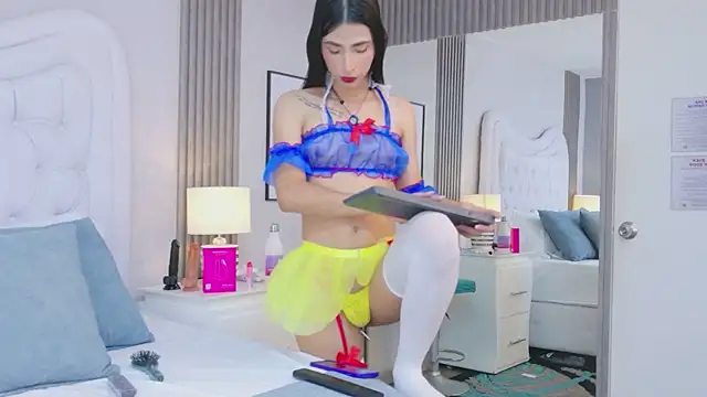 CaitlynMiller online show from July 31, 8:32 pm