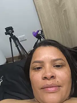 Lia Roes online show from June 21, 4:16 am