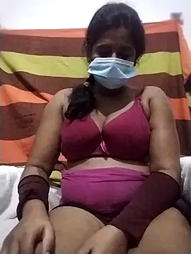 perera74064 online show from June 18, 5:18 pm