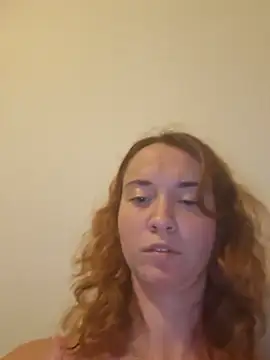 KociciZena01 online show from August 9, 5:49 pm