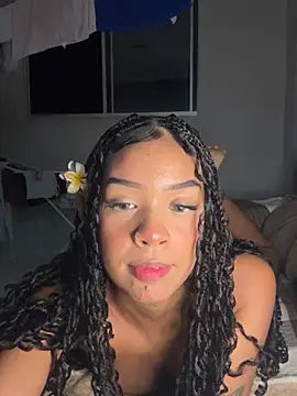 lilly safadinha online show from August 4, 3:34 am
