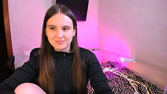 ChelseaStarX online show from July 28, 10:35 am