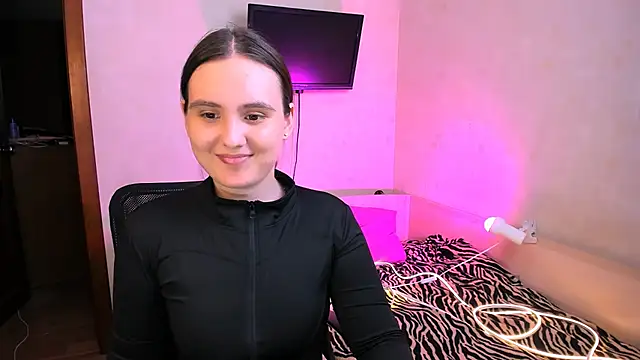 ChelseaStarX online show from July 6, 10:31 am