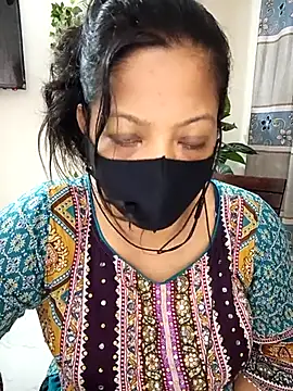 Cute Ishita103 online show from July 10, 8:42 pm