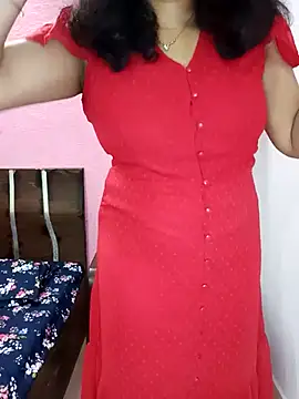 Mangelxoxo online show from August 3, 9:04 am