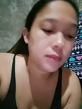 urwomaninlove online show from June 24, 1:26 am