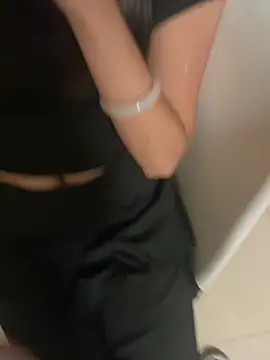 Lisa-mm online show from July 3, 2:56 pm