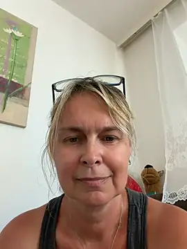 -Fifinka- online show from June 30, 2:49 pm