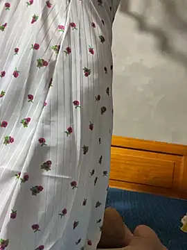 Narubii online show from June 28, 1:18 pm