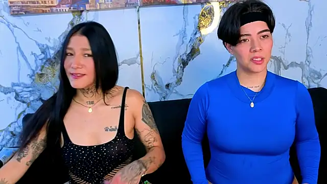Lexi And Cloe pm online show from July 2, 6:25 pm