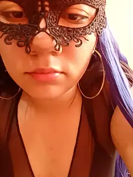 cremmluna online show from July 7, 6:10 pm