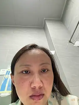 IcebergQueen online show from July 10, 12:23 am