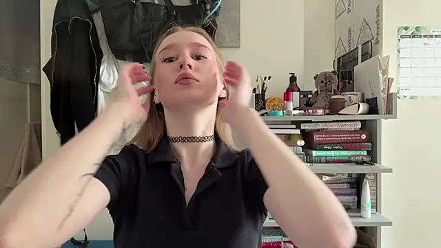 AnastaciaUltsch online show from July 20, 8:39 am