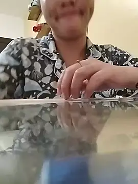 skinny lovely online show from July 30, 11:44 am
