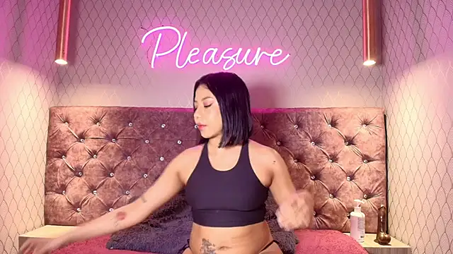 ValeriaSky3x online show from July 25, 8:49 pm