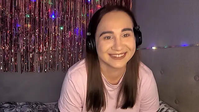 ChankiNeck online show from August 2, 6:27 am