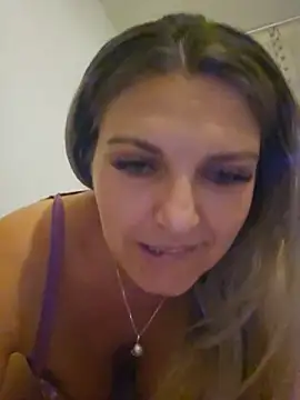 Bianca Ella online show from August 3, 7:52 pm
