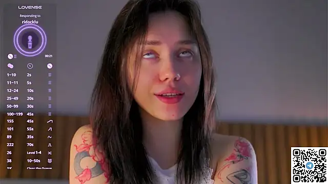 SofiaSantora online show from August 2, 6:49 am