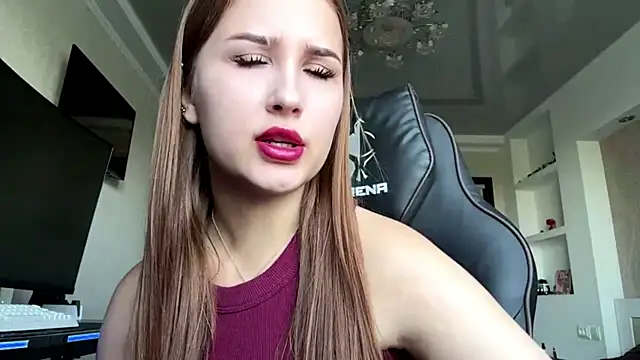 HwaGlazener online show from August 6, 2:24 pm