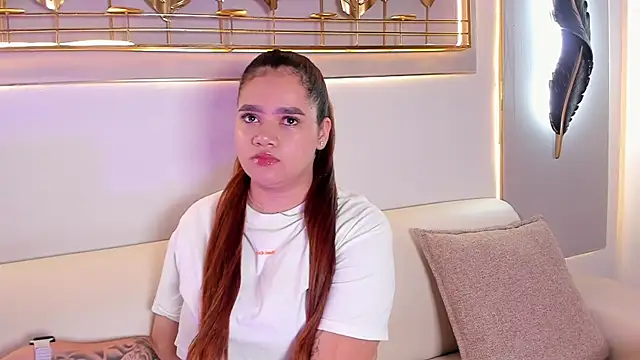 saharawalker  online show from August 6, 12:23 pm