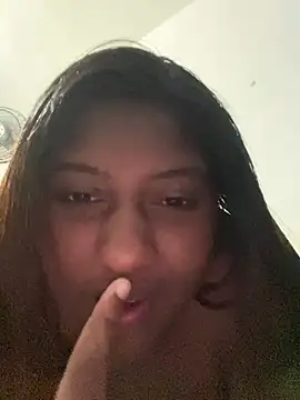 Abrilcastro online show from August 7, 4:14 pm