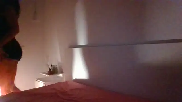 Madame H online show from August 9, 3:59 pm