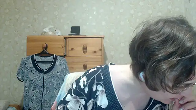 Smart Rose online show from April 15, 8:09 pm