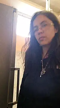 rposhta1991 online show from April 2, 1:41 pm