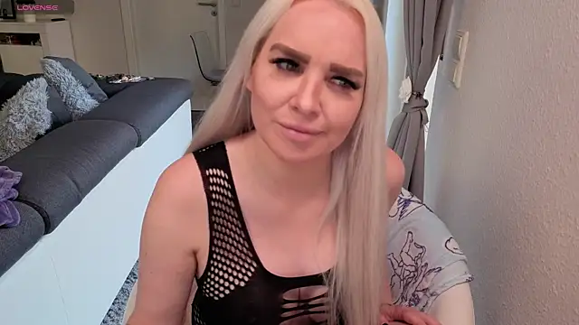 MIA-XXX online show from May 26, 12:37 pm
