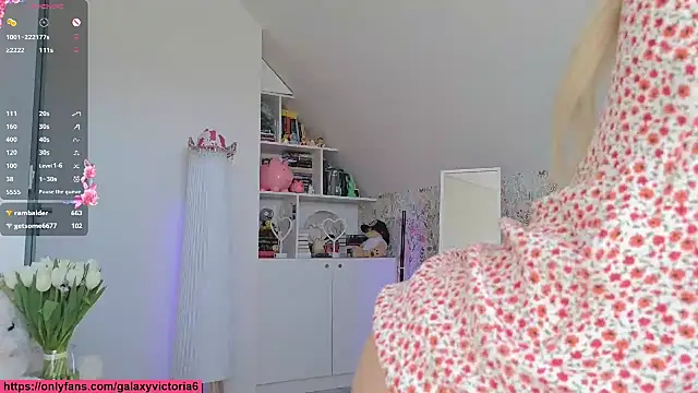 brilliantvictoria online show from April 18, 10:18 am