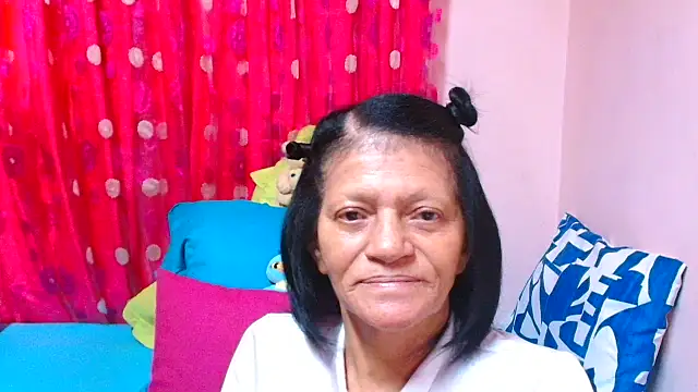 SLUTTYROXY online show from March 25, 9:01 am